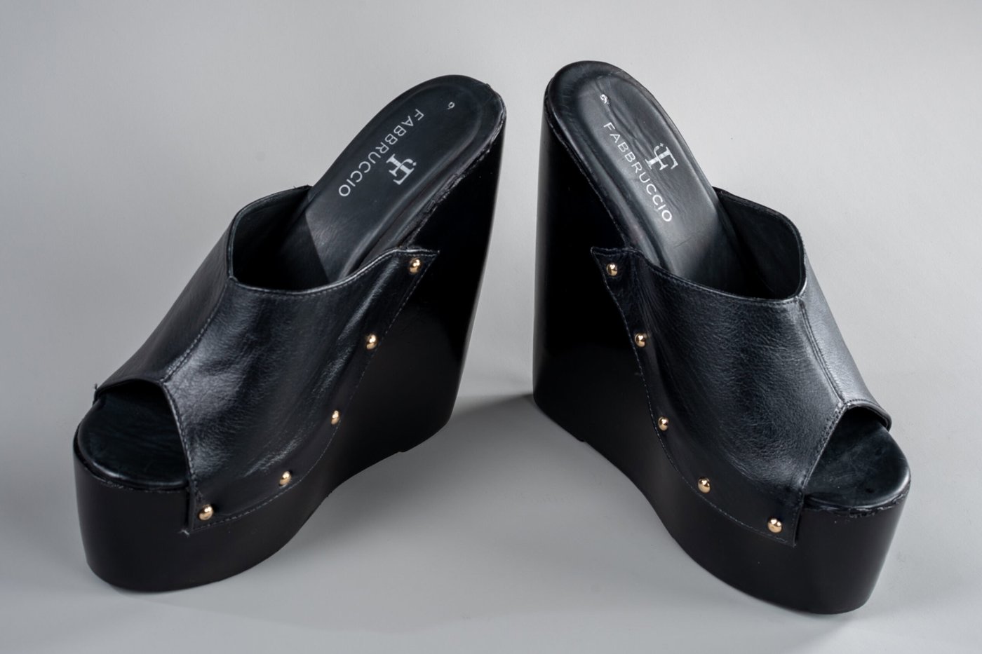 Amber Black